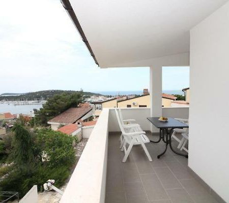 Mara Appartement Rogoznica  Buitenkant foto