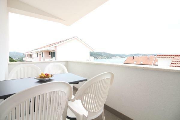 Mara Appartement Rogoznica  Buitenkant foto