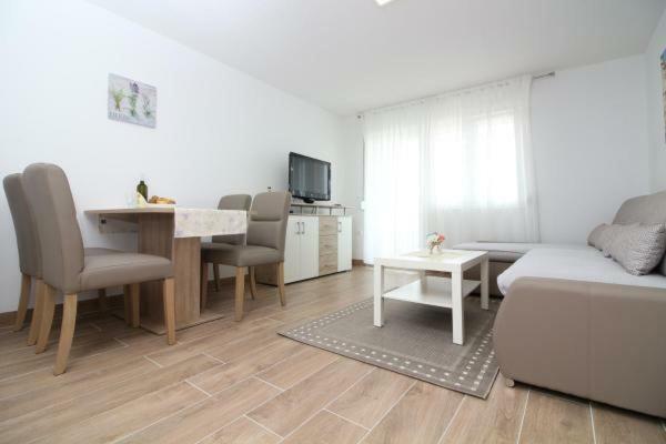 Mara Appartement Rogoznica  Buitenkant foto