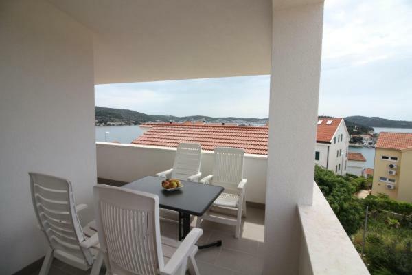 Mara Appartement Rogoznica  Buitenkant foto