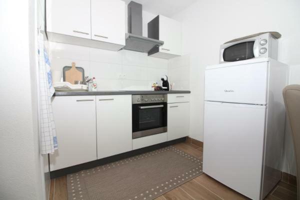 Mara Appartement Rogoznica  Buitenkant foto